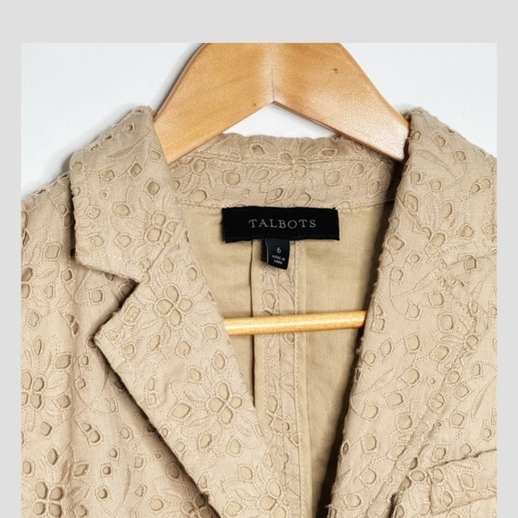 Talbots Lightweight Blazer Eyelet Detail 100% Cotton Button Front Jacket Taupe 6 - Picture 4 of 9